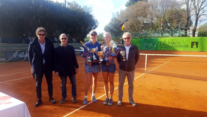 ITF Junior Firenze: Clara og Hannah vinder double-title. Clara semifinale i single udsat