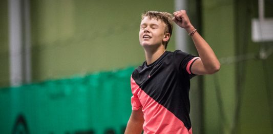 Holger Vitus Nødskov Rune vinder DM for juniorer u18 indendørs som 14 årig