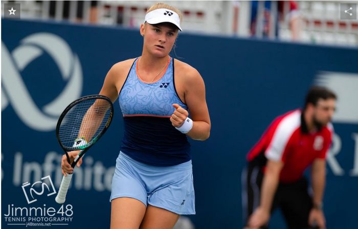 WTA Cincinnati 2019: Wozniacki ude efter for mange fejl